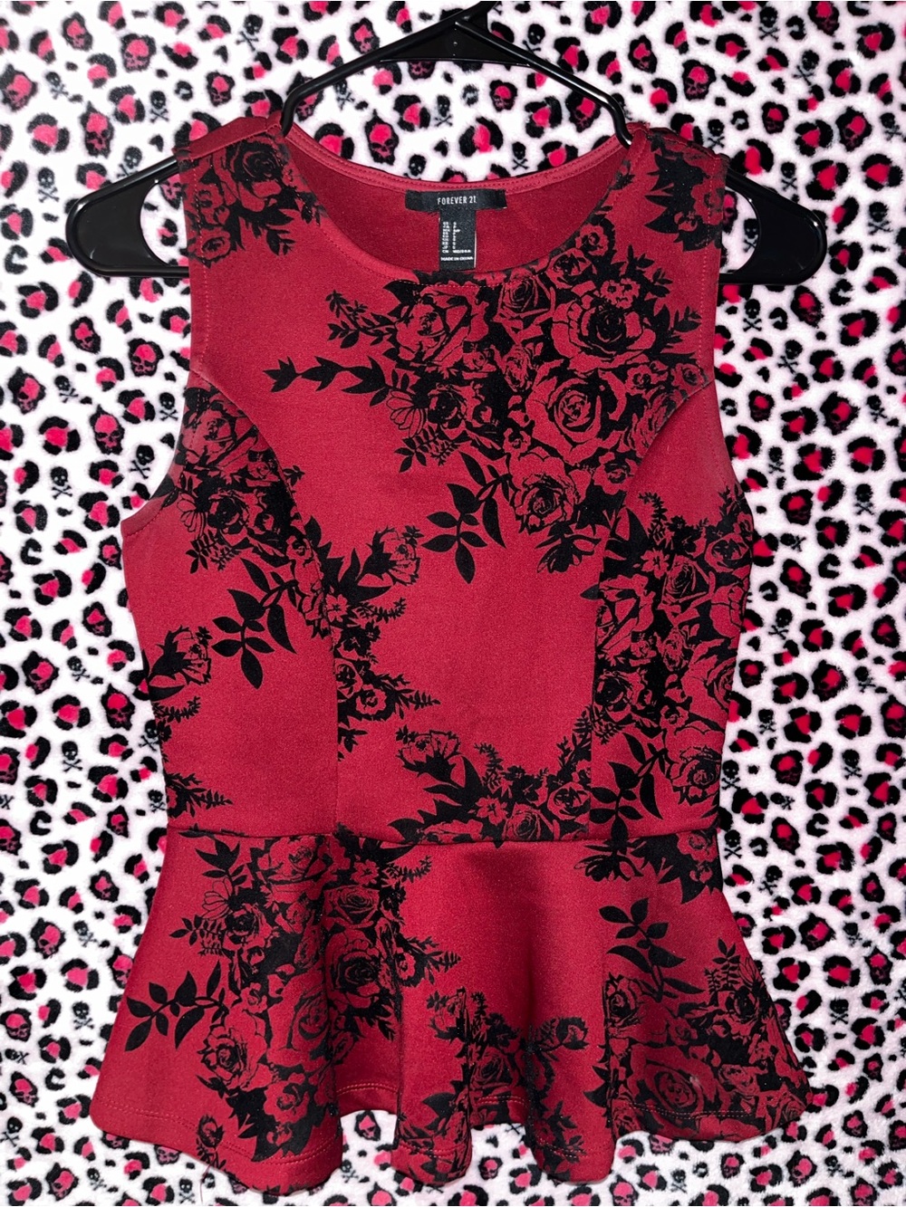 Forever 21 Women’s Burgundy Red Floral Peplum Top